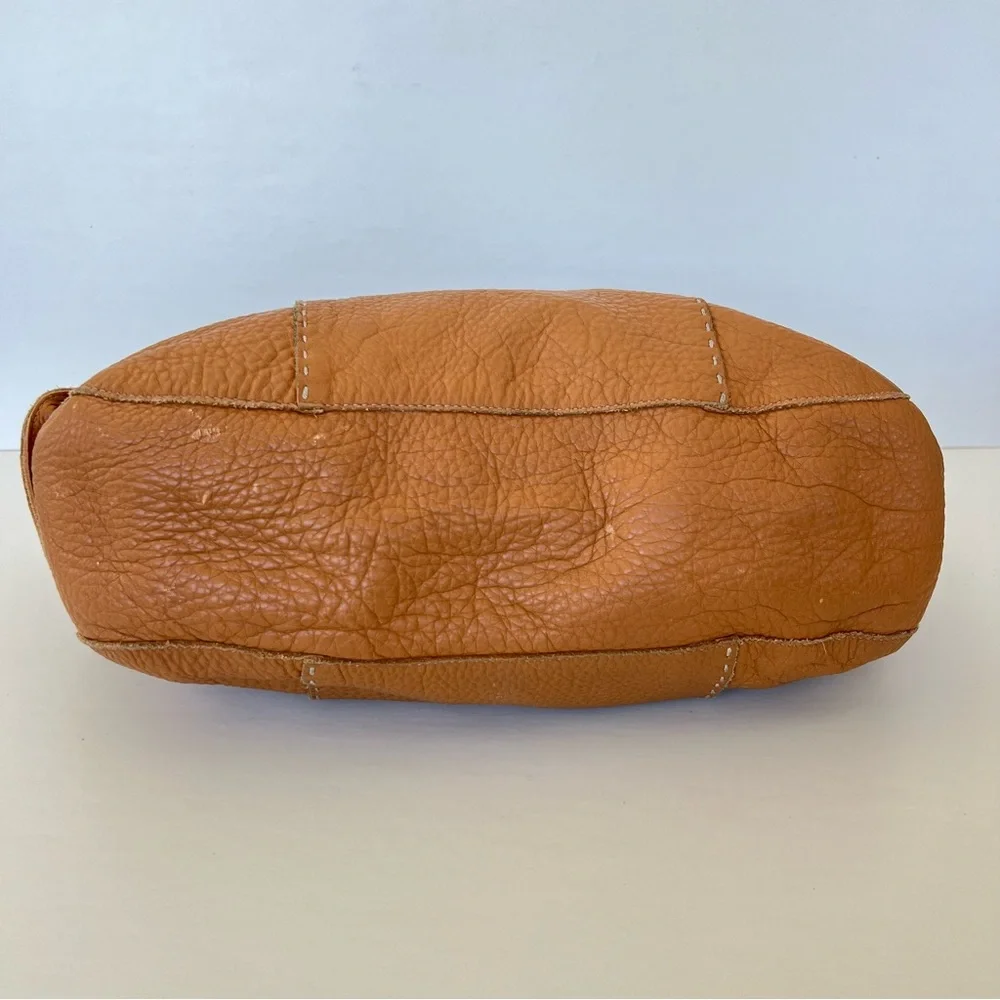 CARLA MANCINI Tan Pebble Leather White Stitching Side Pockets Large Shoulder Bag - Picture 6 of 13